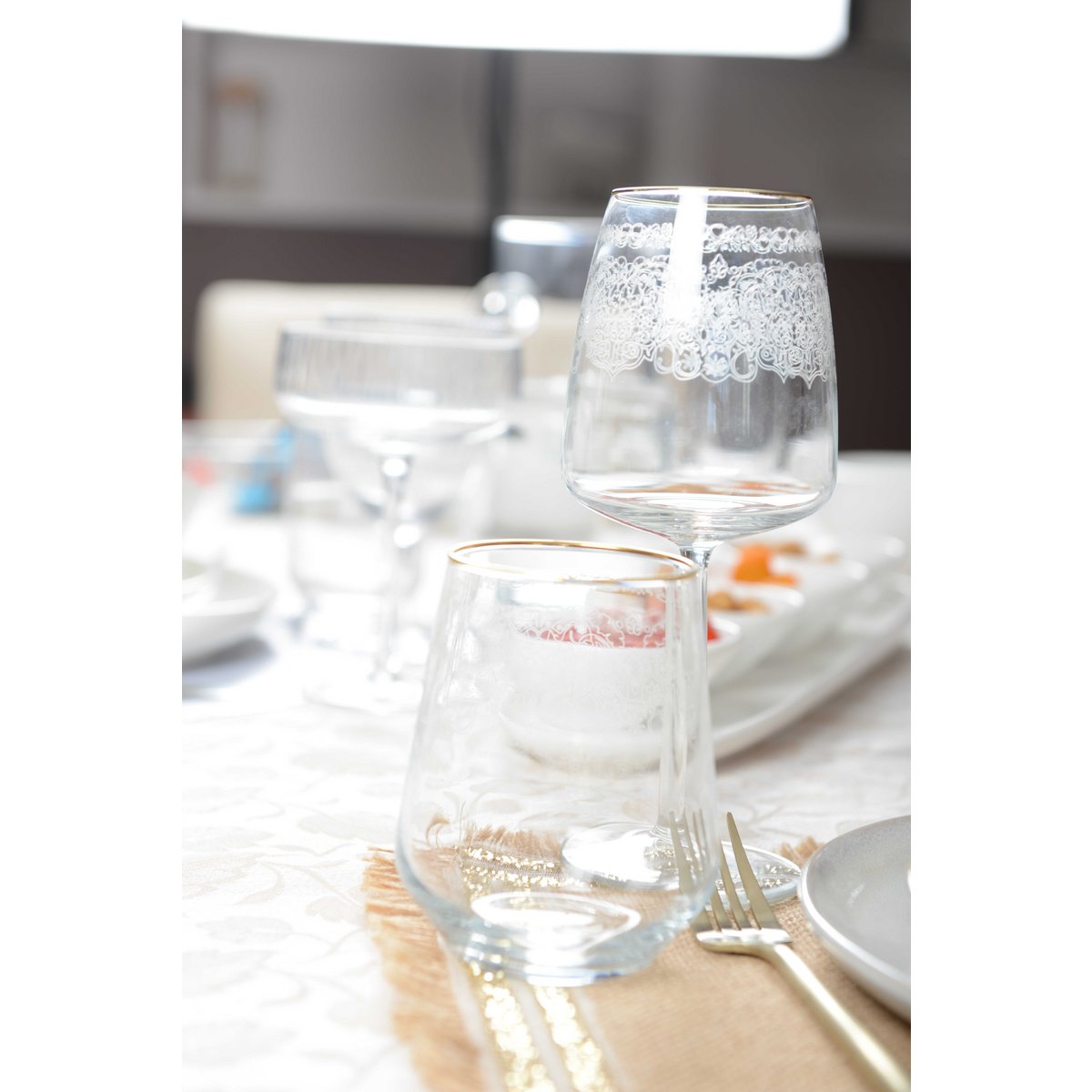 Aulica Gold-Rim Patterned Wine Glasses - Set of 6 - product image 4