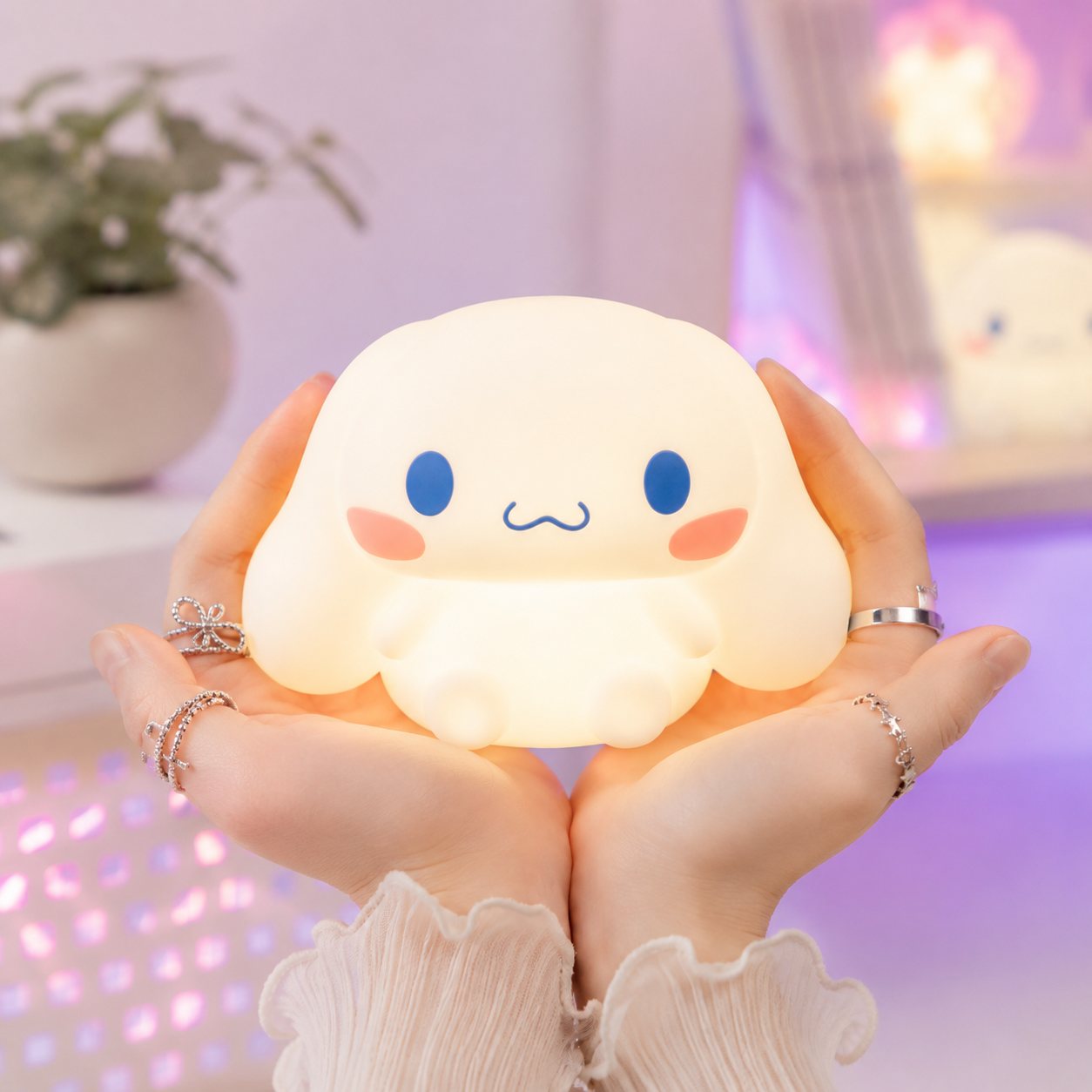 Sanrio Cinnamoroll Battery Mood Light detail view